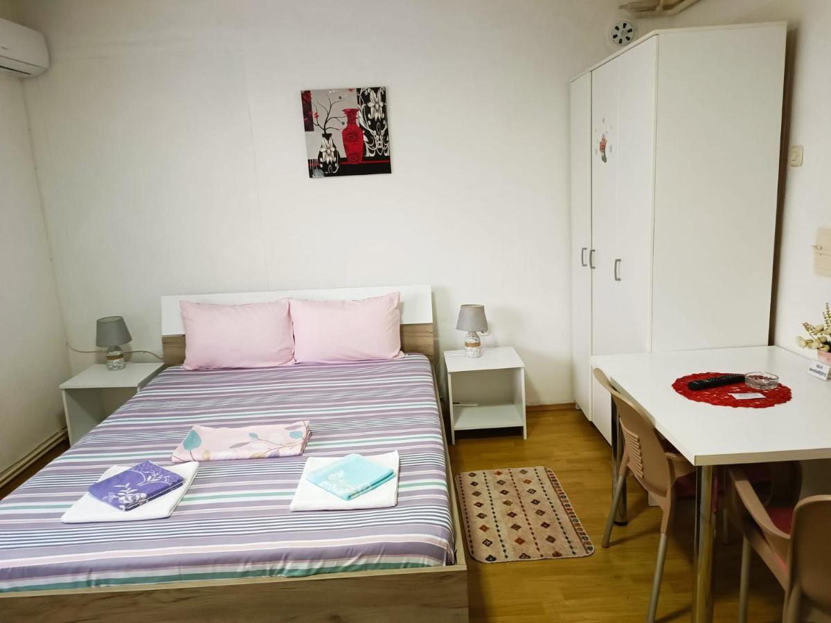 City Center Apartments Прілеп Екстер'єр фото