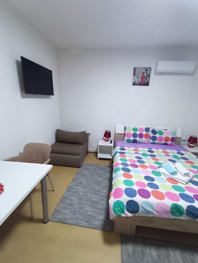 City Center Apartments Прілеп Екстер'єр фото