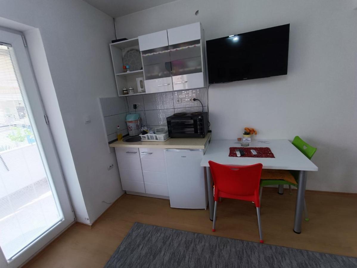 City Center Apartments Прілеп Екстер'єр фото
